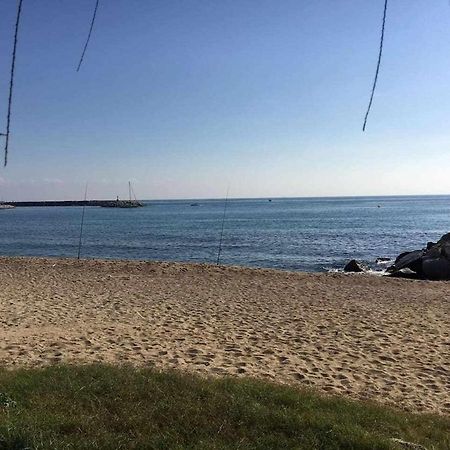 Nice And Quiet Flat In Premia De Mar Hutb Exterior foto